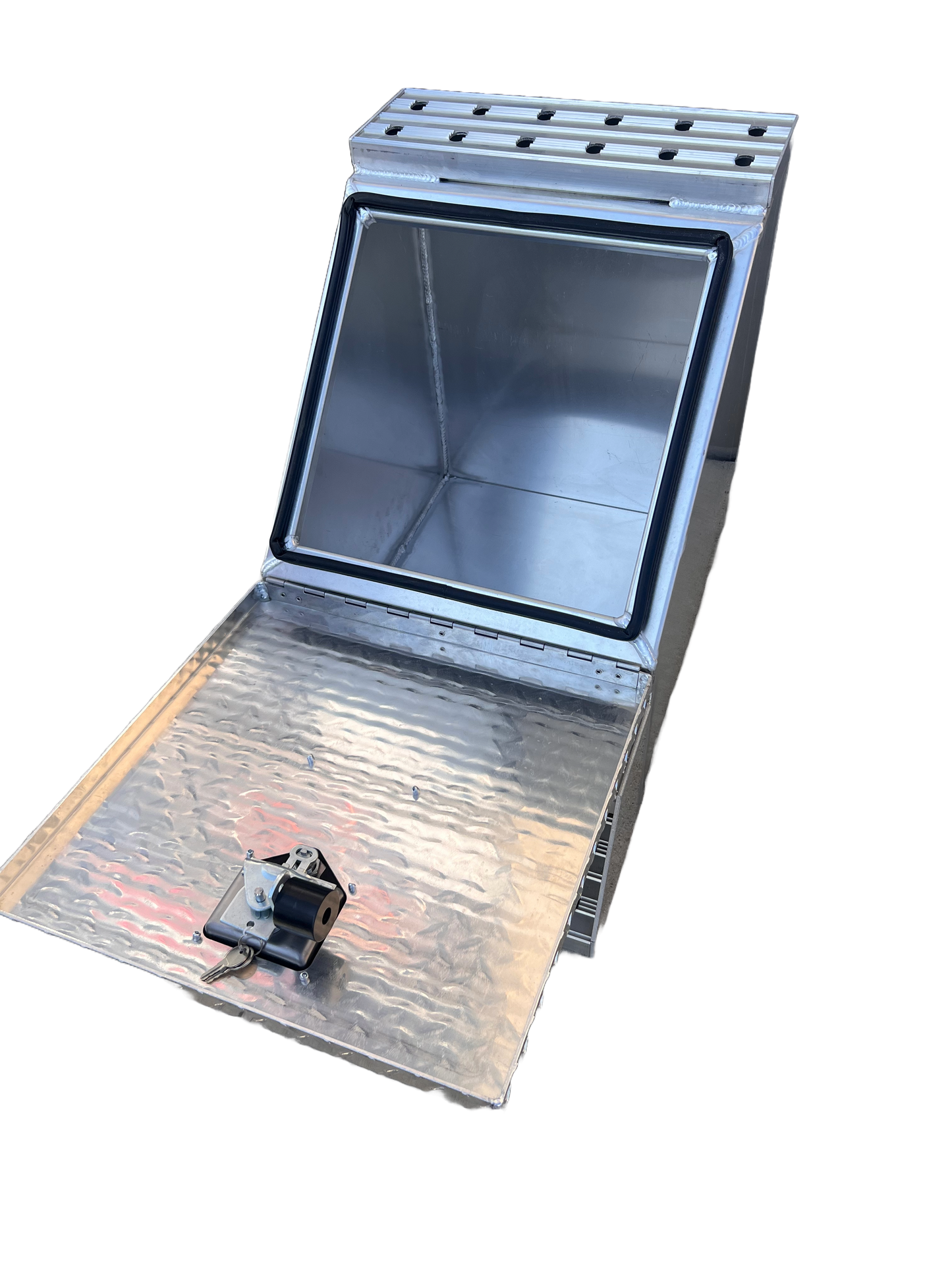 22''x28''x18'' Step Box with Plates